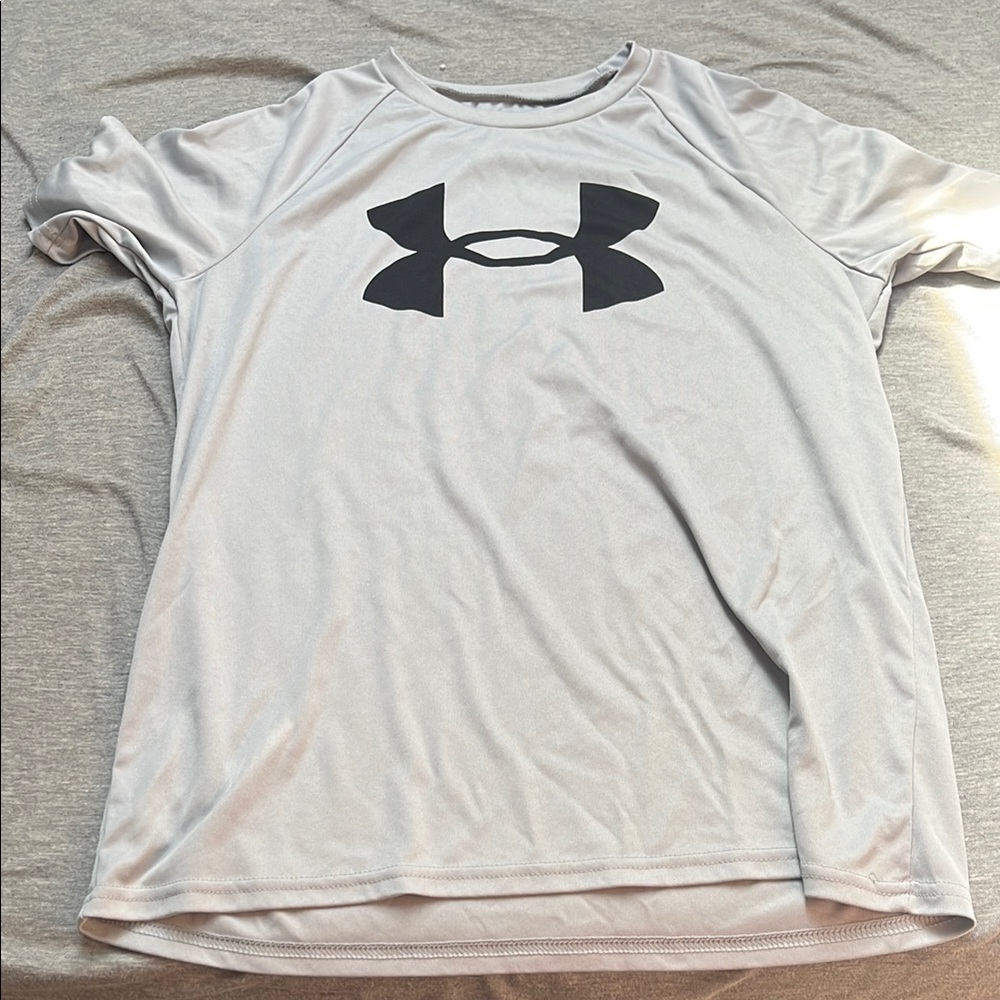 Youth large gray and black under armor t shirt